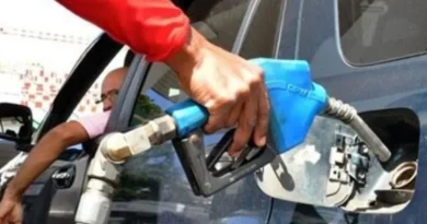 COMBUSTIBLE